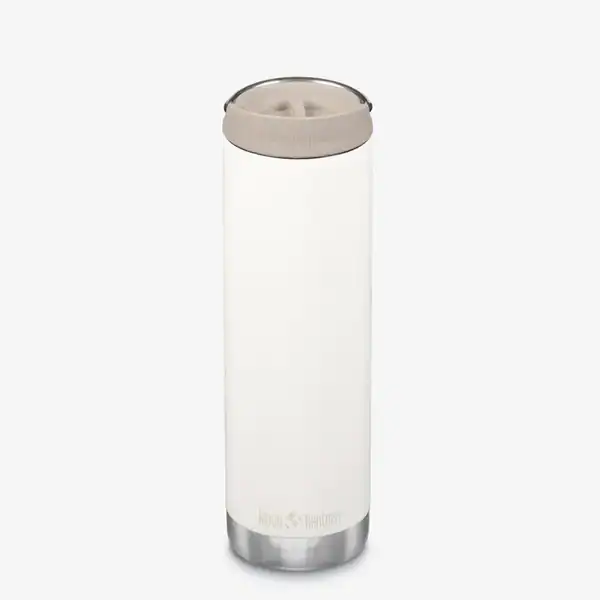 FØRSKELL outdoor en lifestyle product, minimalistisch design, wit en zwart.